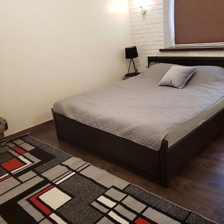 Unique 1 Bd Apt Dt W/Free Parking And Wi-Fi Apartment คีชีเนา ภายนอก รูปภาพ