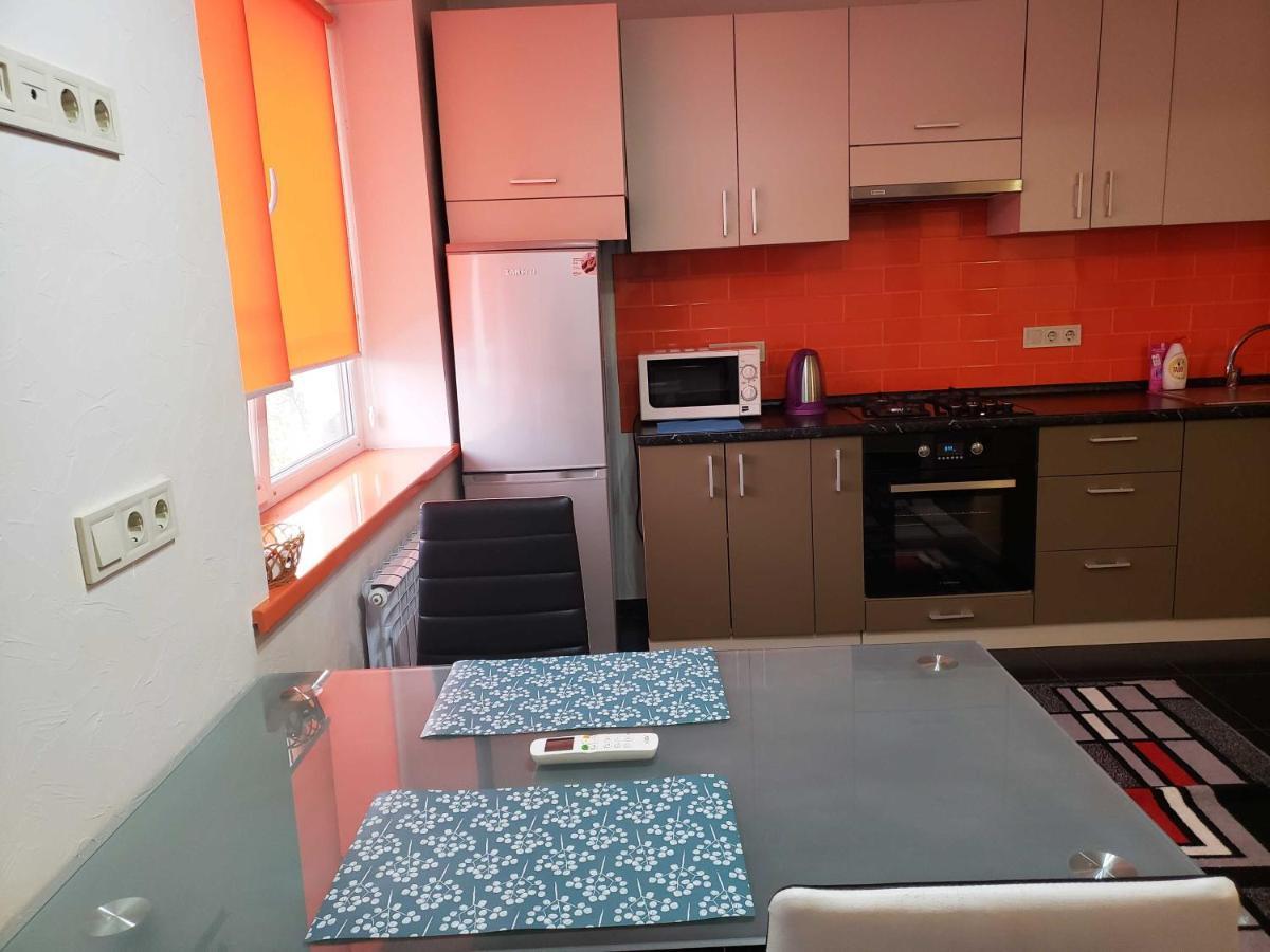 Unique 1 Bd Apt Dt W/Free Parking And Wi-Fi Apartment คีชีเนา ภายนอก รูปภาพ
